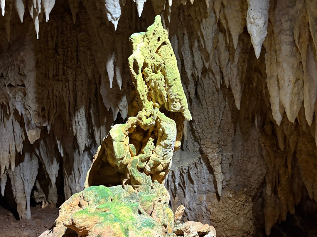 Cayman Crystal Caves-大开曼岛必去景点