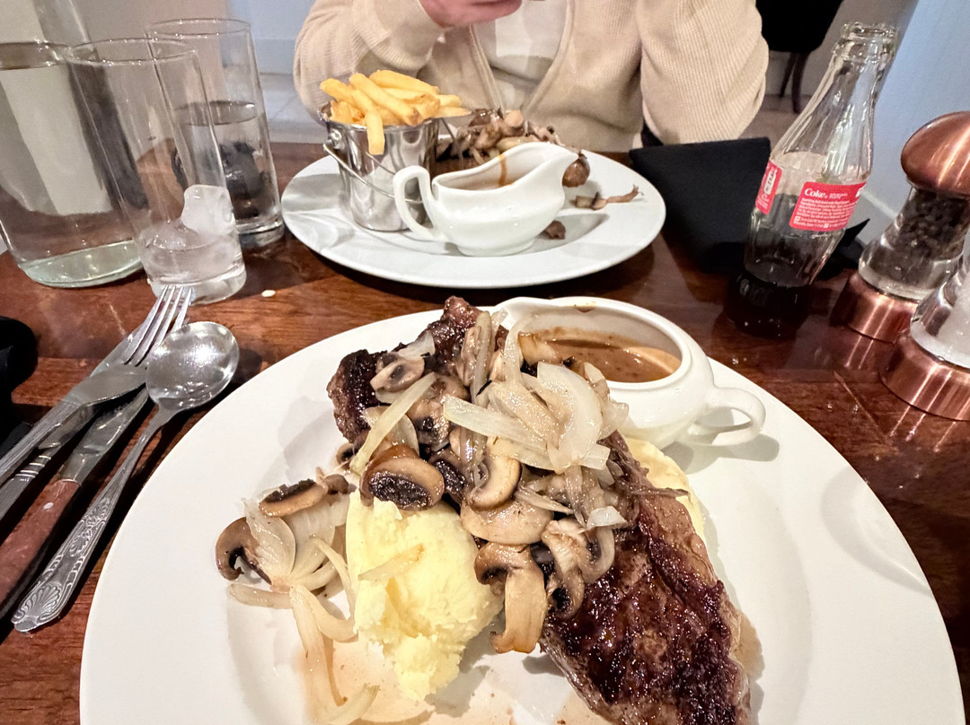 County Arms Birr主图