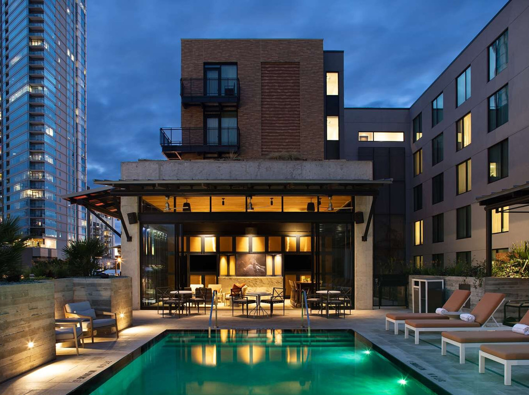 奥斯汀市中心希尔顿嘉诺宾酒店