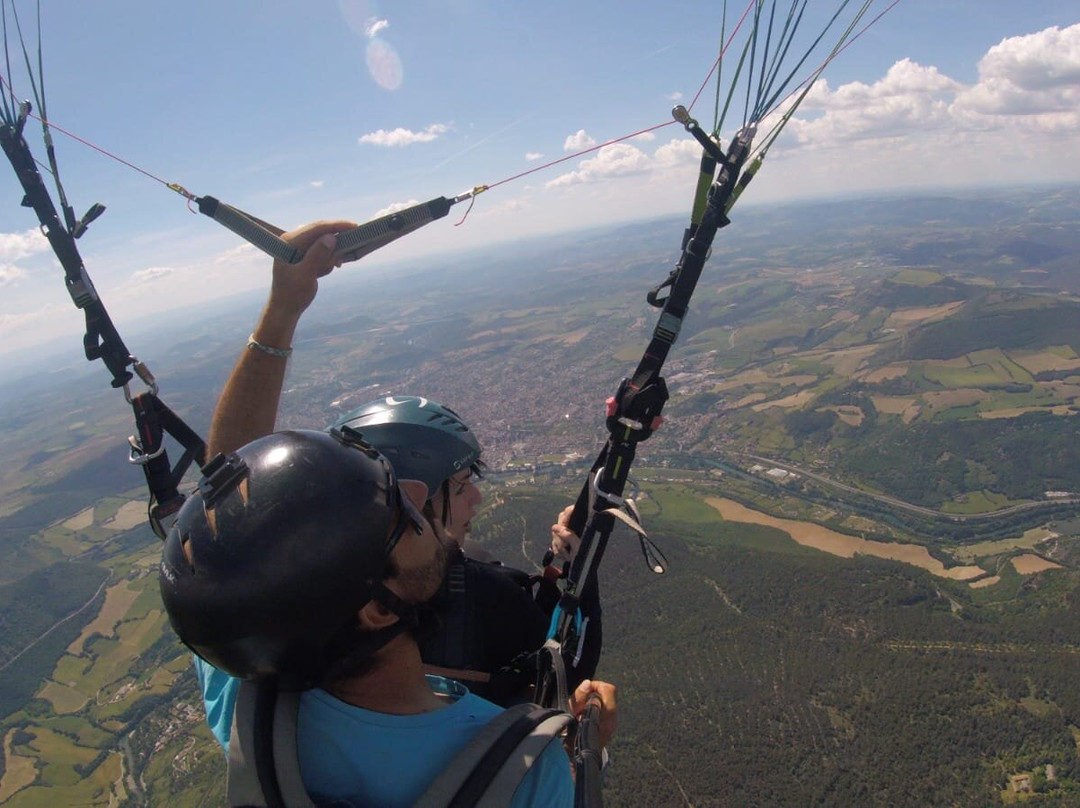 Fly Millau Parapente-米约必去景点