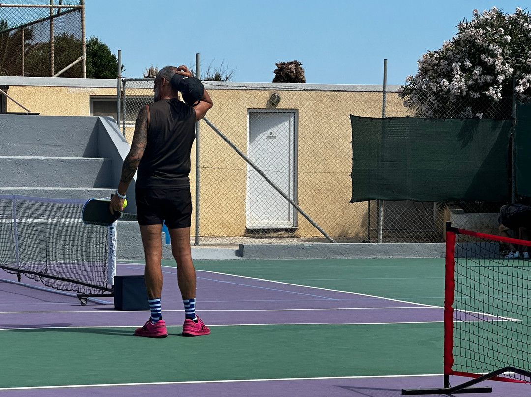 Playland Sport Center Santorini-Mesaria必去景点