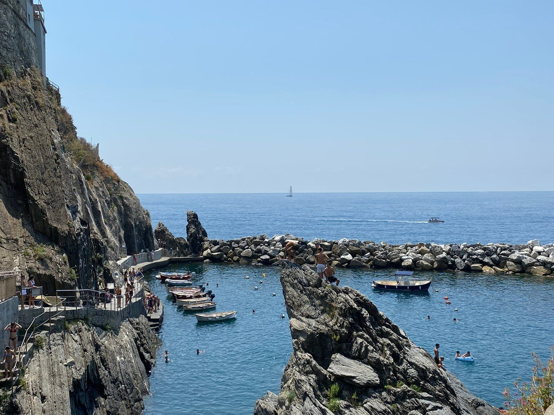 Cinque Terre Walk and Drink-Manarola必去景点