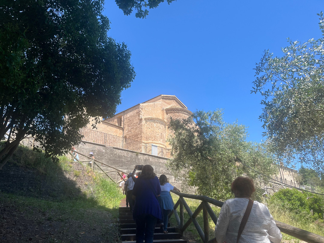 Abbazia di San Giovanni in Venere-Fossacesia必去景点