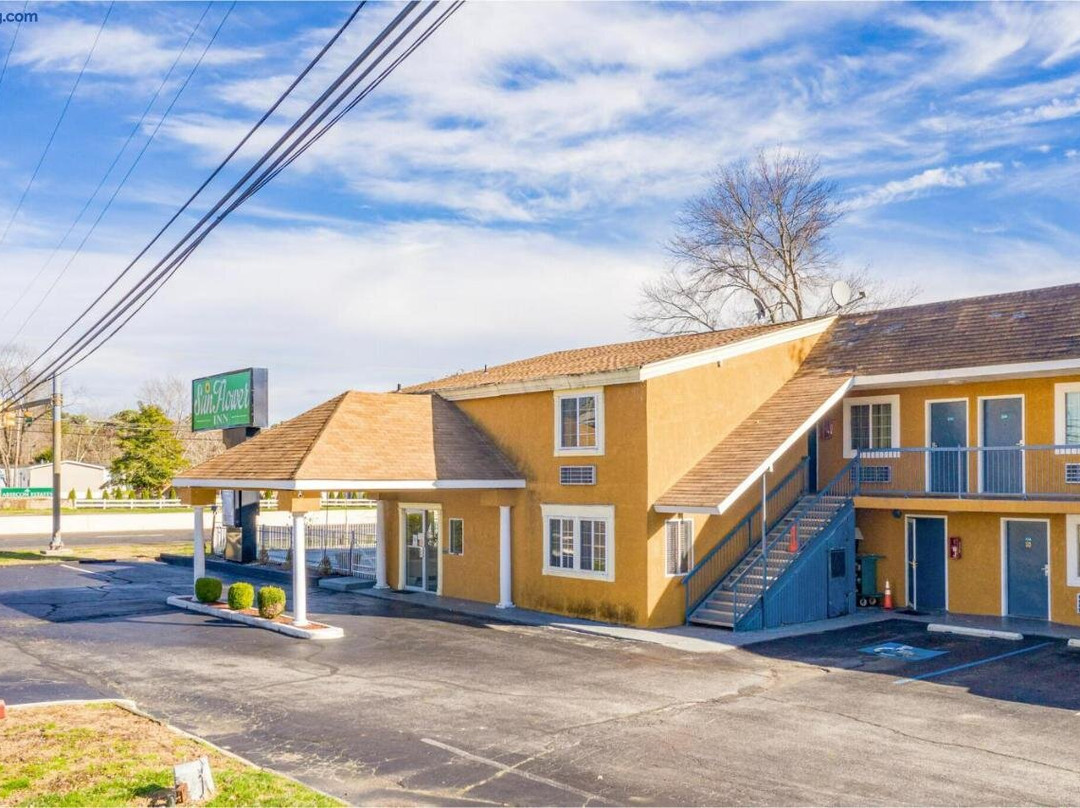 Sunflower Inn