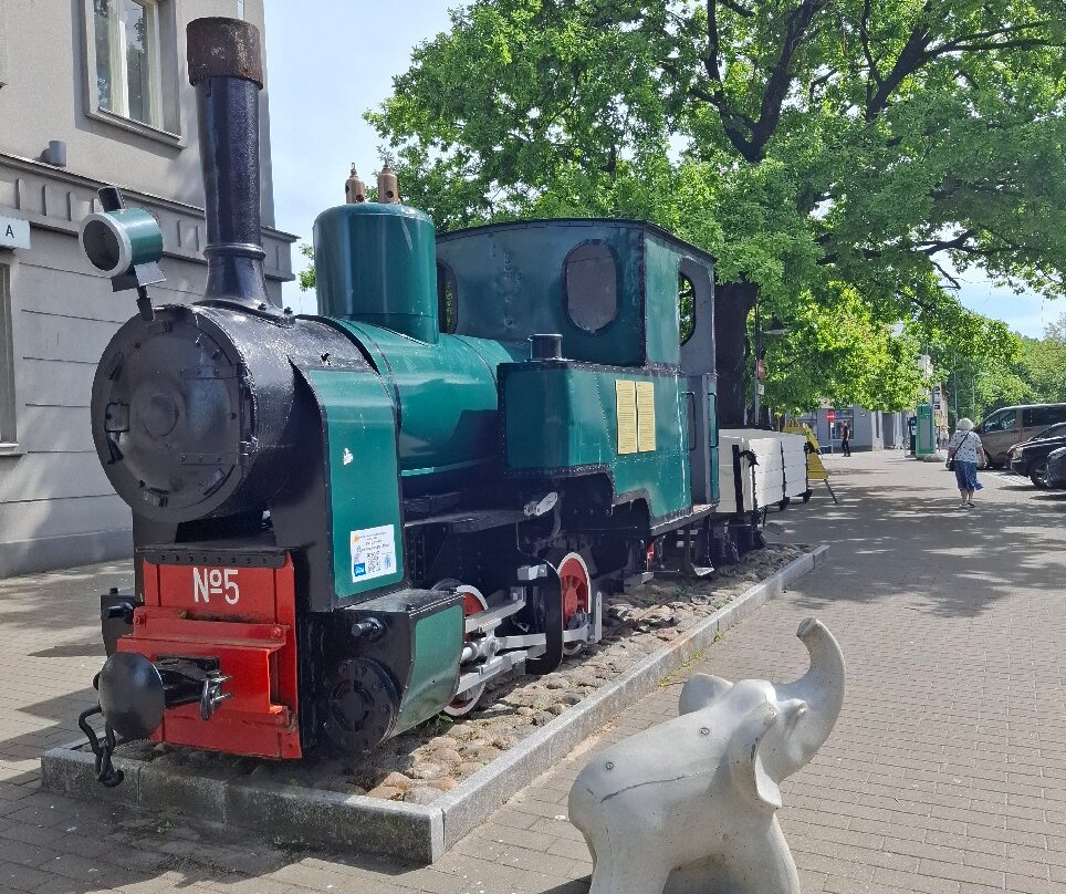 Monument to Parnu Narrow Gauge Railway-派尔努必去景点