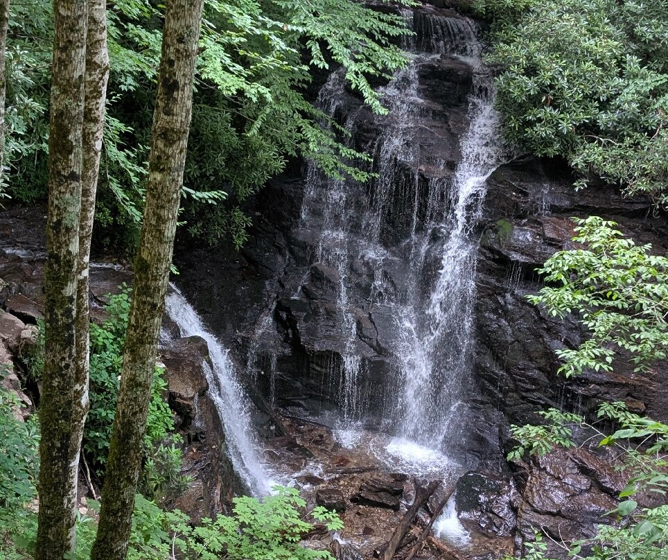 Soco Falls-Maggie Valley必去景点