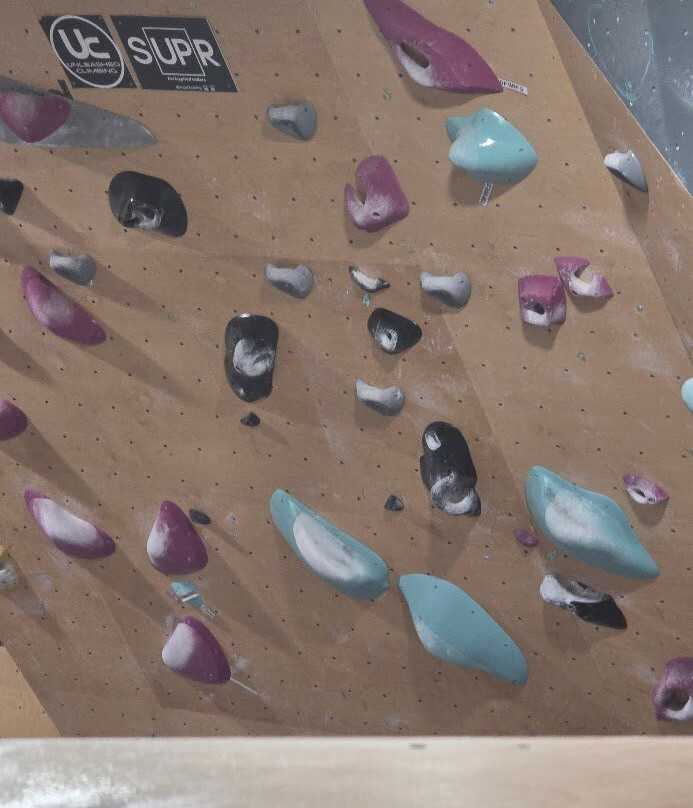 Crashpad Climbing Centre-Qormi必去景点