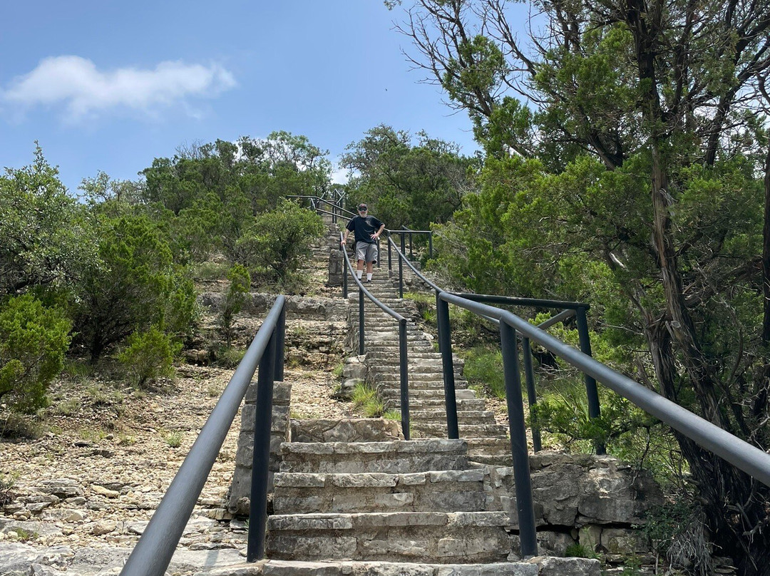 Old Baldy-Wimberley必去景点