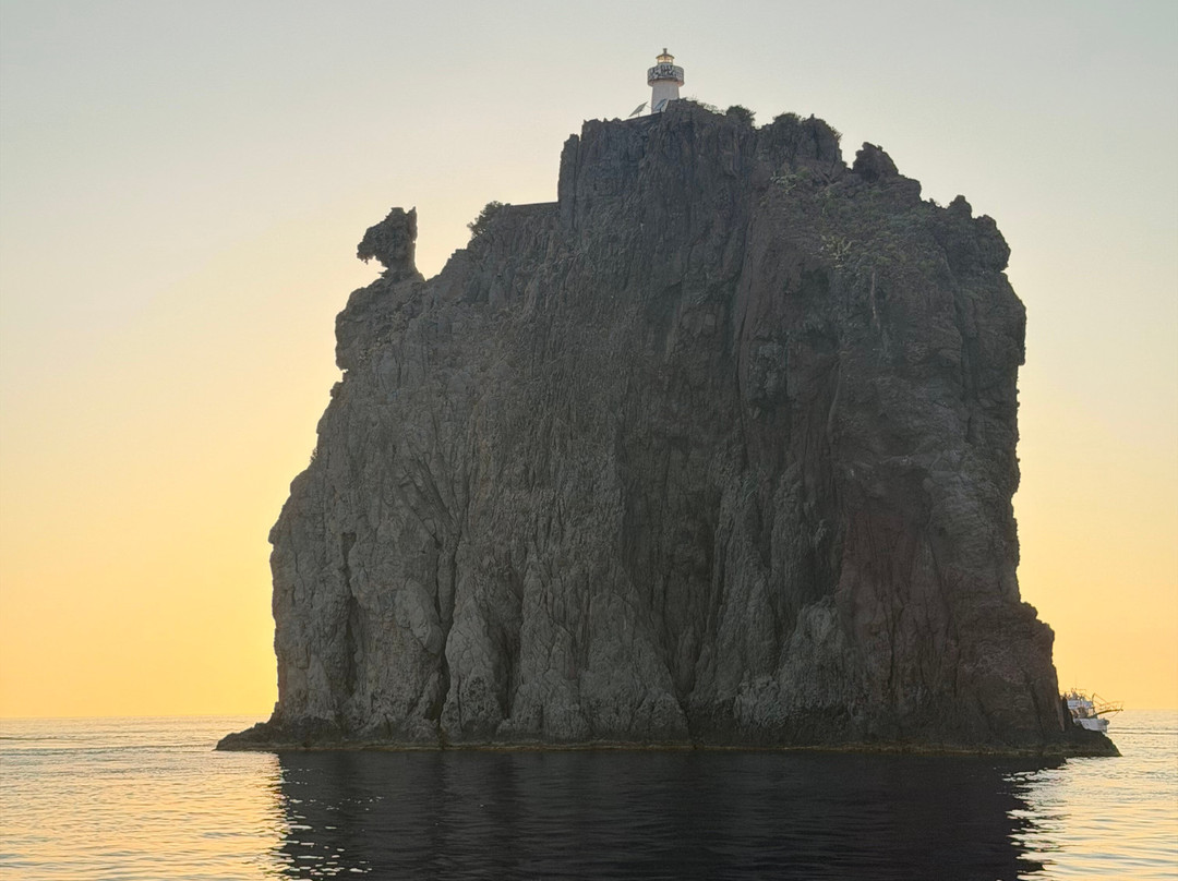 Arianna Escursioni Alle Isole Eolie-利帕里必去景点