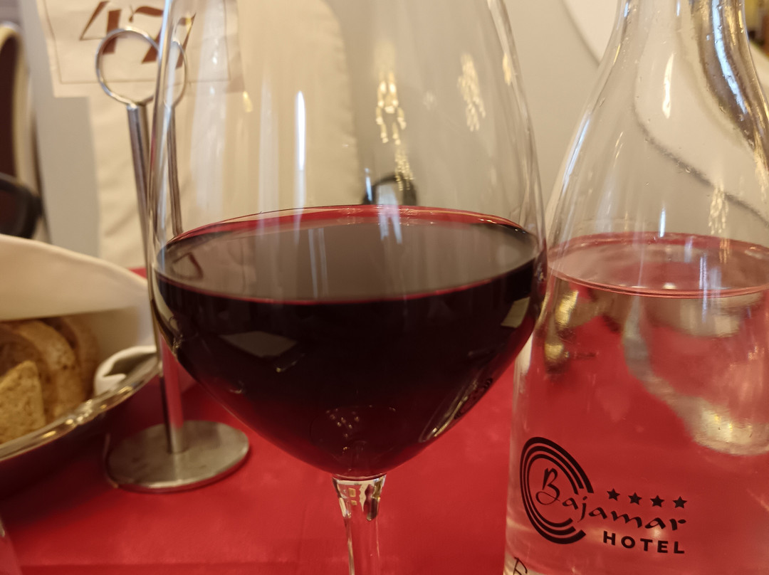 巴哈马海滩酒店主图