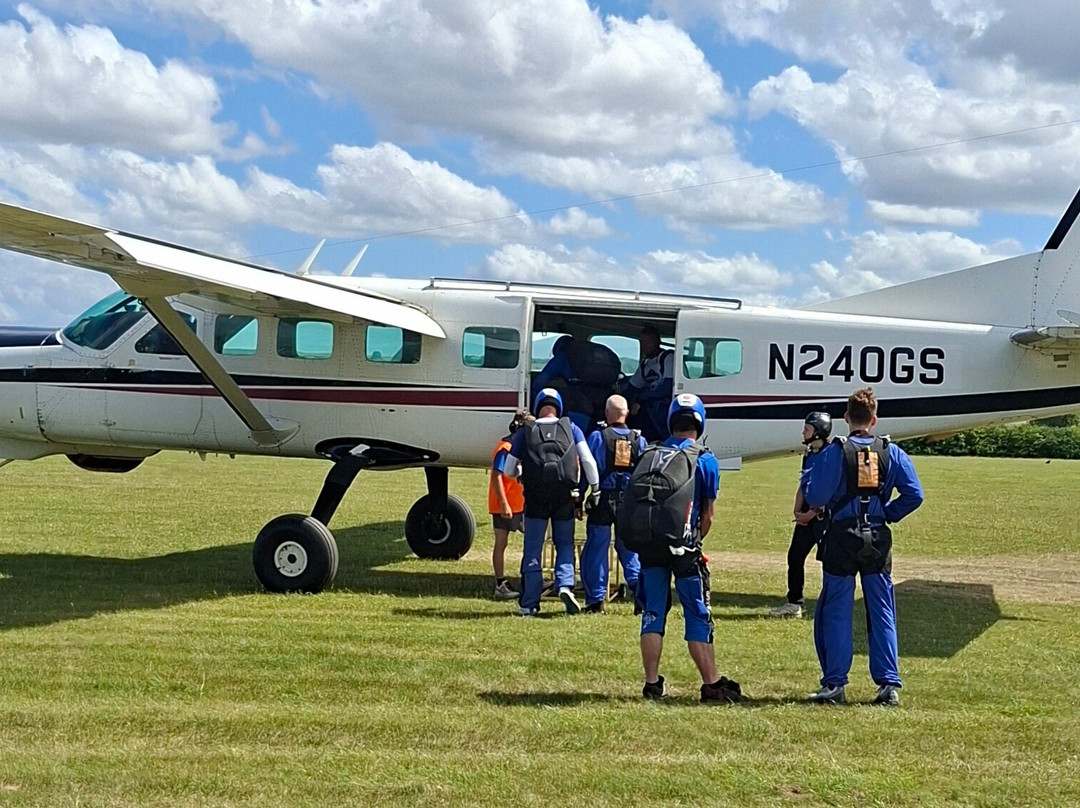 GoSkydive-索尔兹伯里必去景点