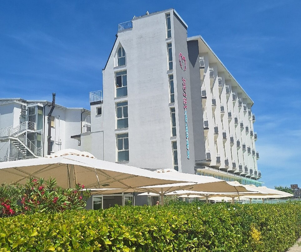 Club Family Hotel Village Milano Marittima主图