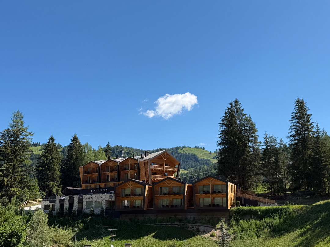 Hotel la Müda主图
