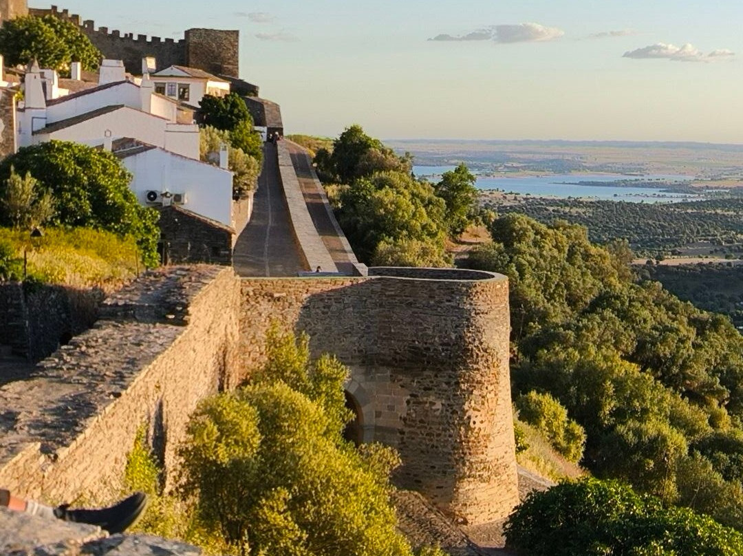 Monsaraz Castle and Walls-蒙萨拉斯必去景点
