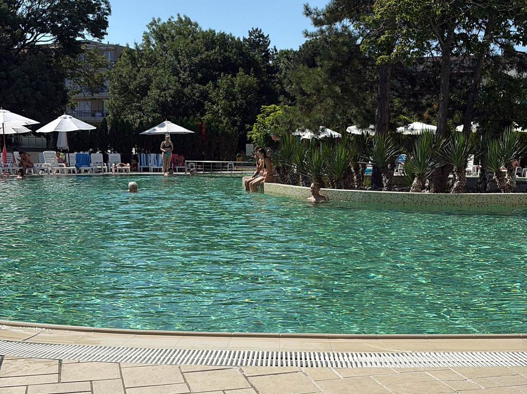 JERAVI Alexandria Club hotel主图
