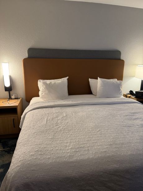 希尔顿欢朋酒店-什里夫波特机场-旅行者
