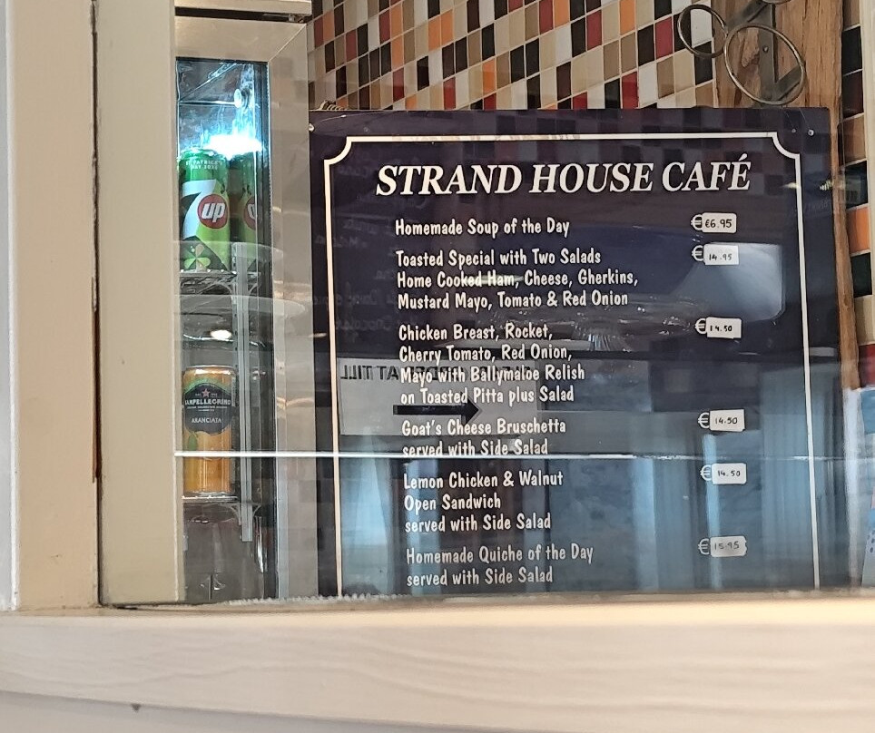 Strand House Cafe-丁格尔必去景点
