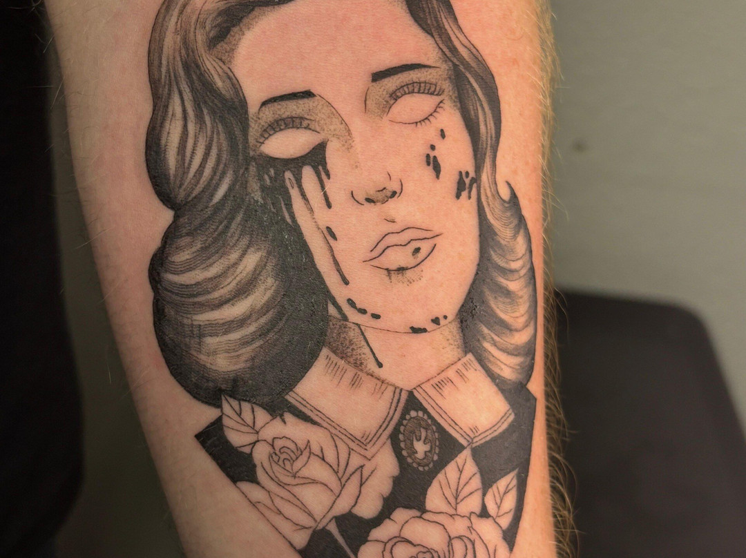 LuxurInk Tattoos-Bucerias必去景点