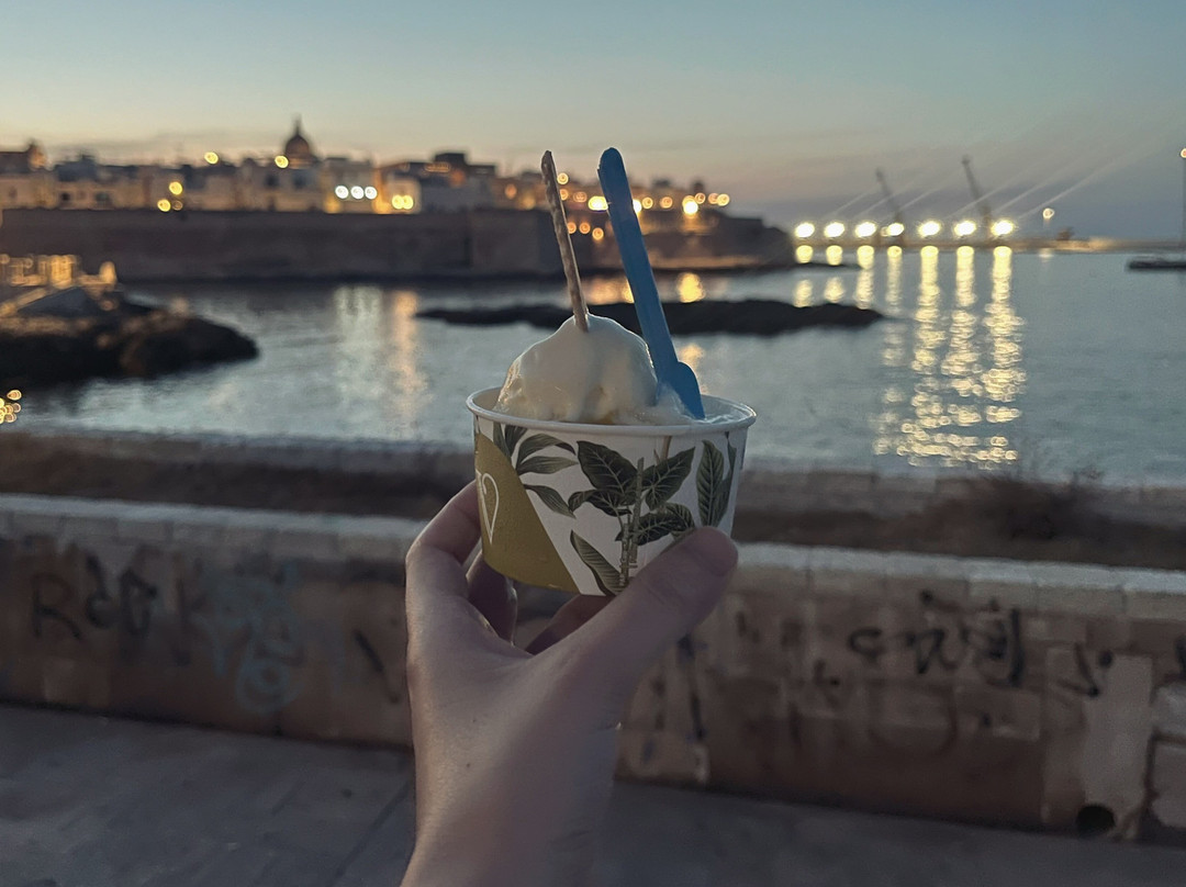 Lungomare Portavecchia-莫诺波利必去景点