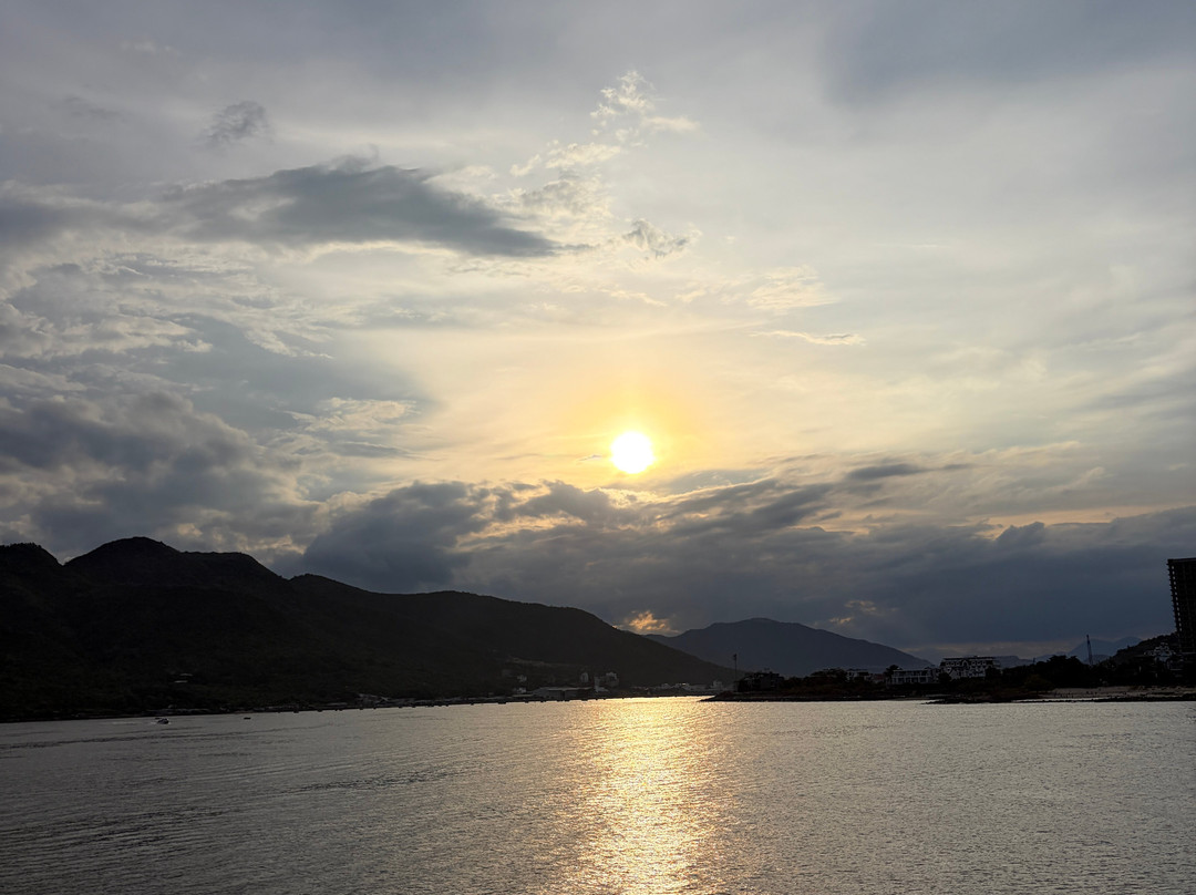 Emperor Cruises Nha Trang Bay-芽庄必去景点