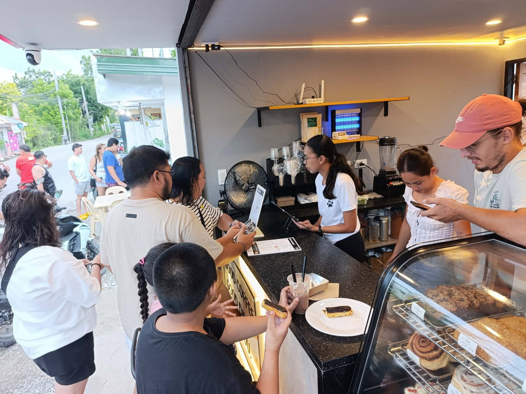 KYRO Coffeeshop – Coffee, Tea & Pastries To Go