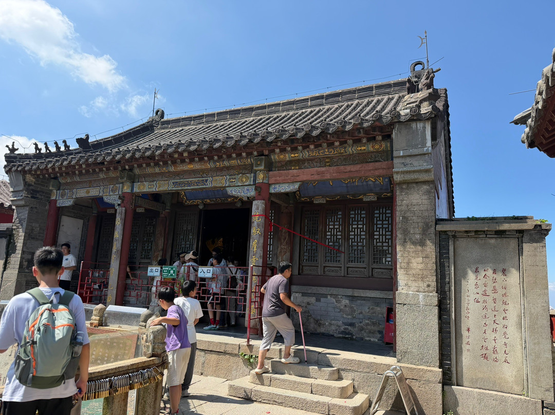 玉皇顶-泰安市必去景点