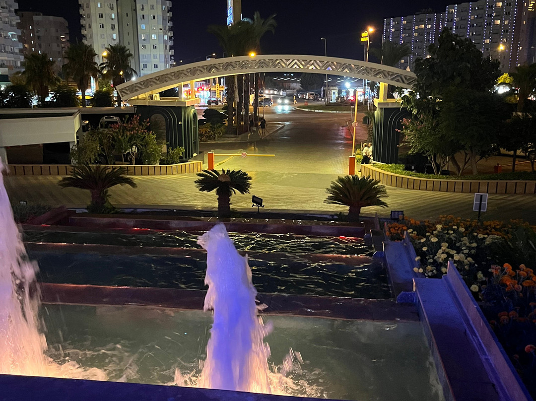 德尔芬帝国酒店主图