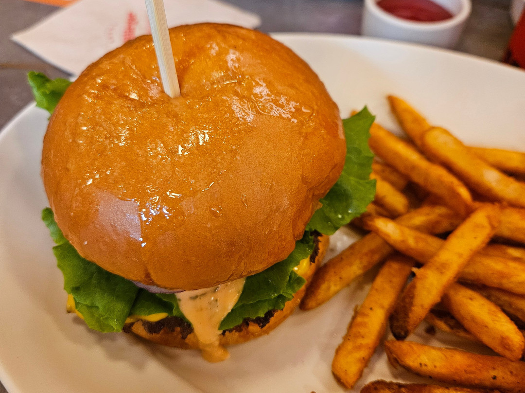 Lil Burger, Lil Bürger