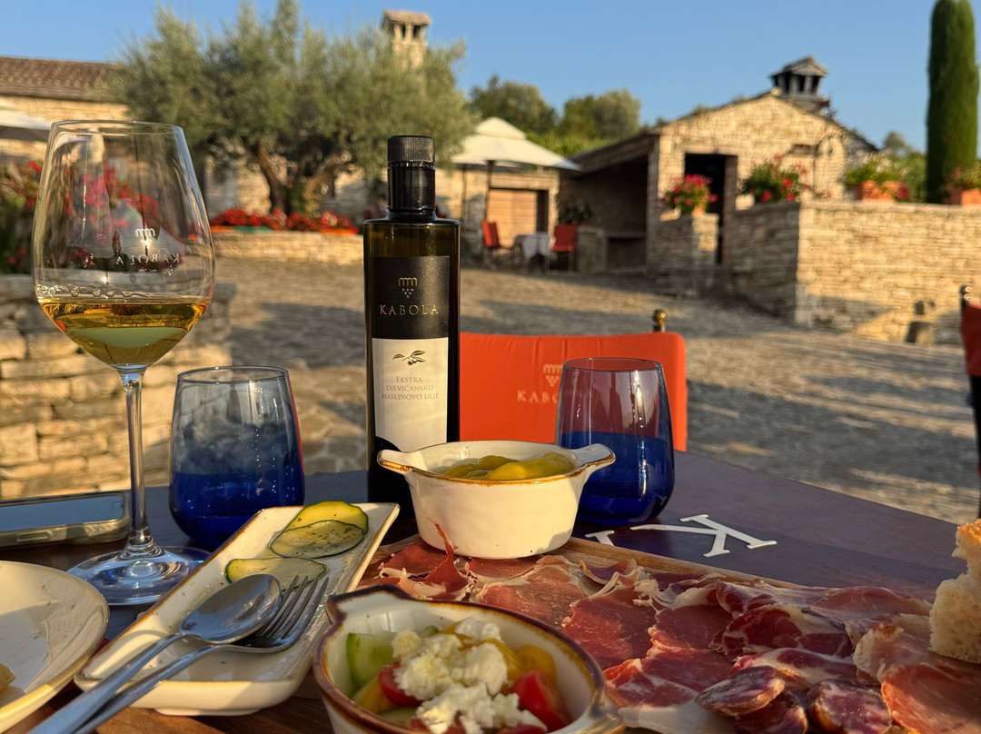Kabola Winery-Momjan必去景点