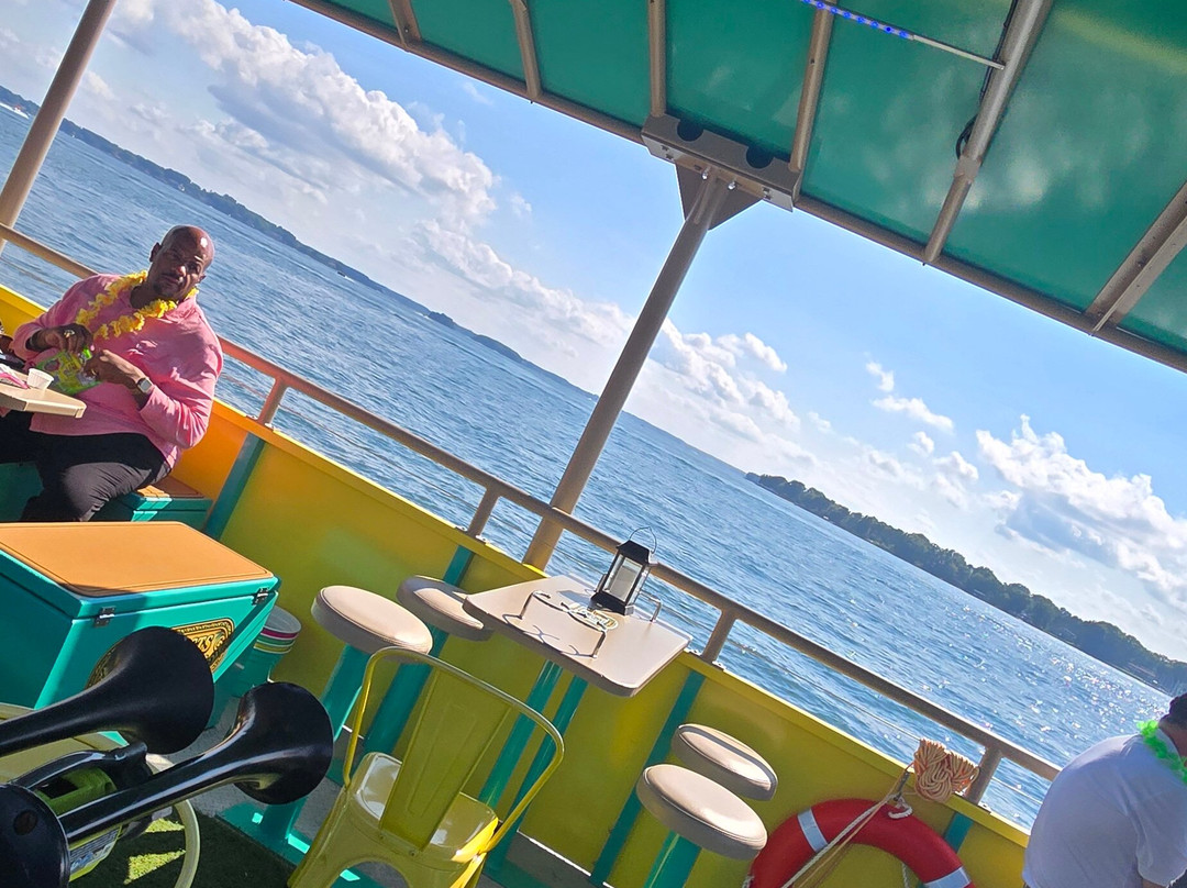 Aquaventure Watercraft Rentals-Sherrills Ford必去景点