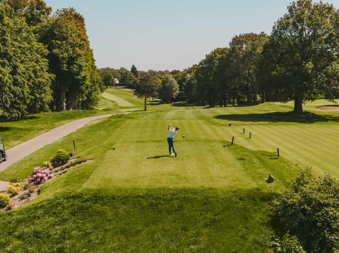 Golf At Fairmont Cheshire, The Mere-纳茨福德必去景点
