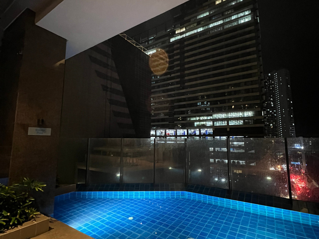 盛捷中央萨尔塞多马卡蒂酒店主图