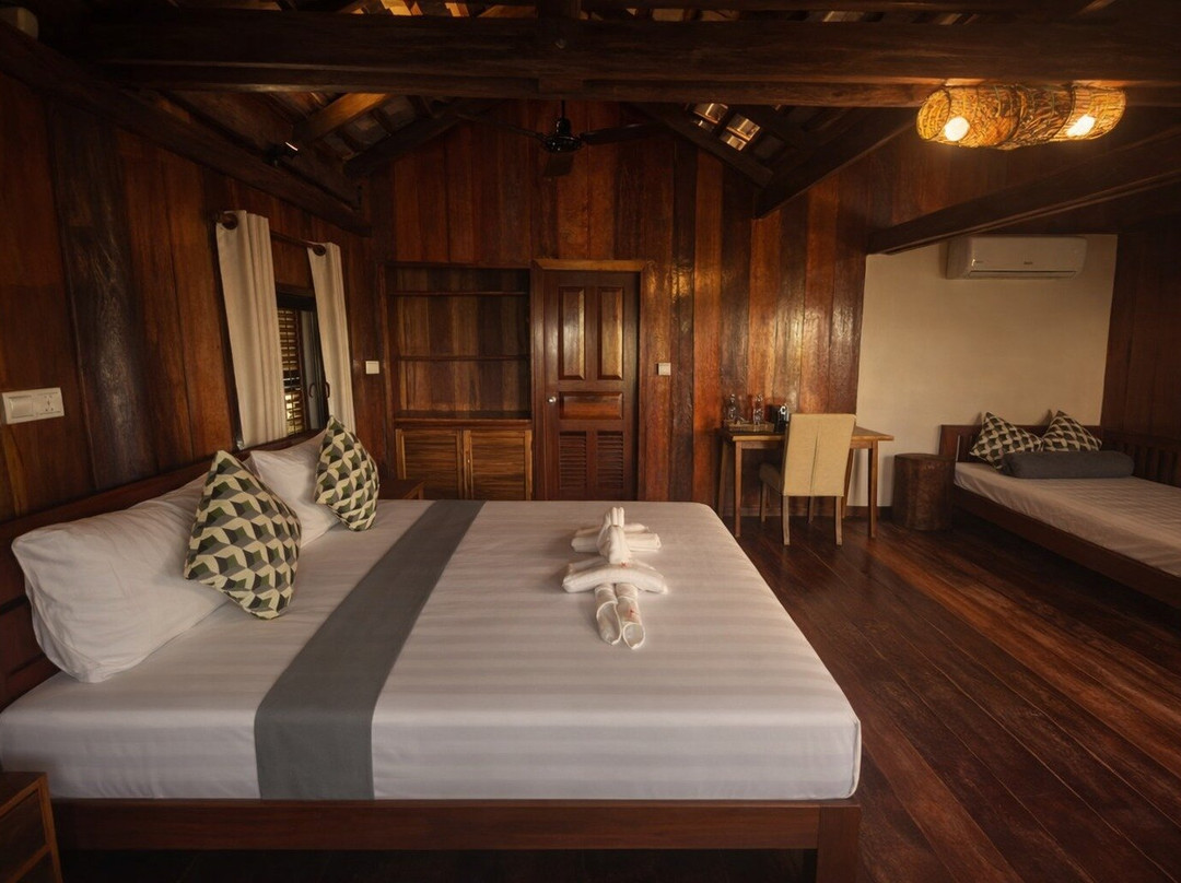 Secret Lake House - Stay