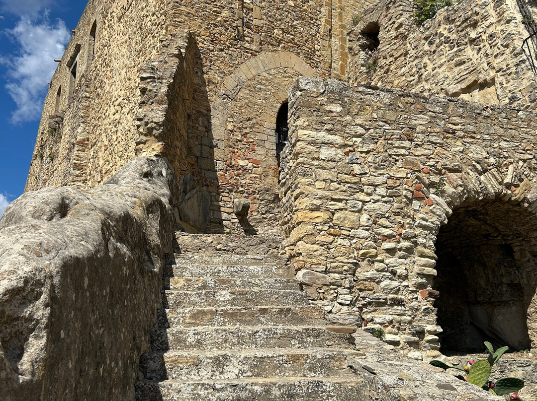 Castello Di Sperlinga-Sperlinga必去景点