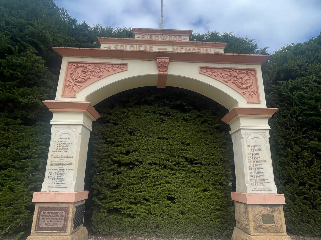 Birdwood Soldiers Memorial-Birdwood必去景点