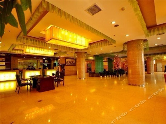 港越大酒店主图