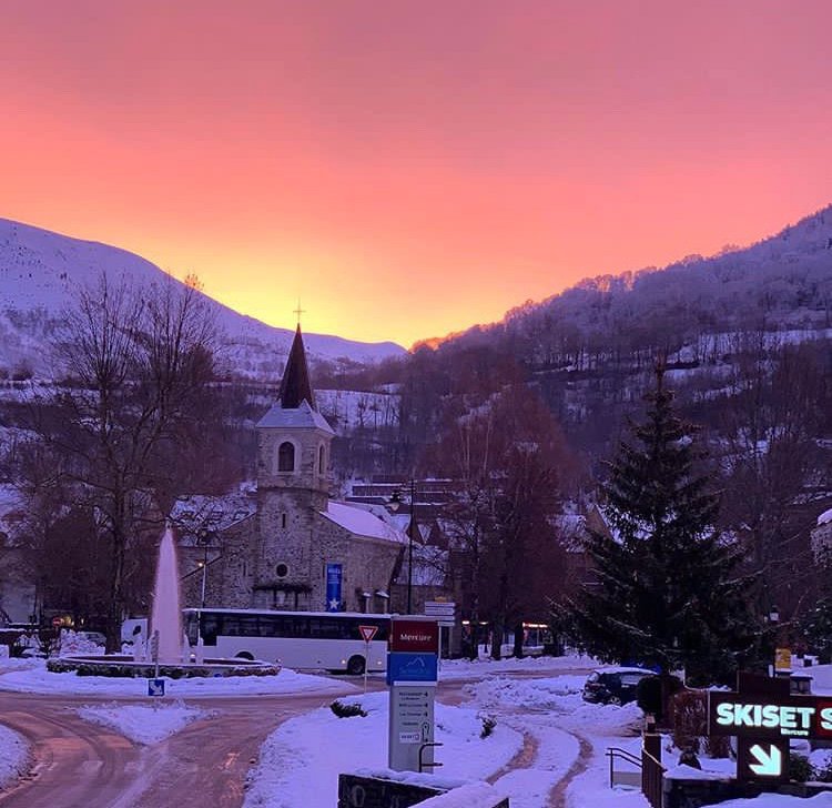 Mercure Saint Lary-官方