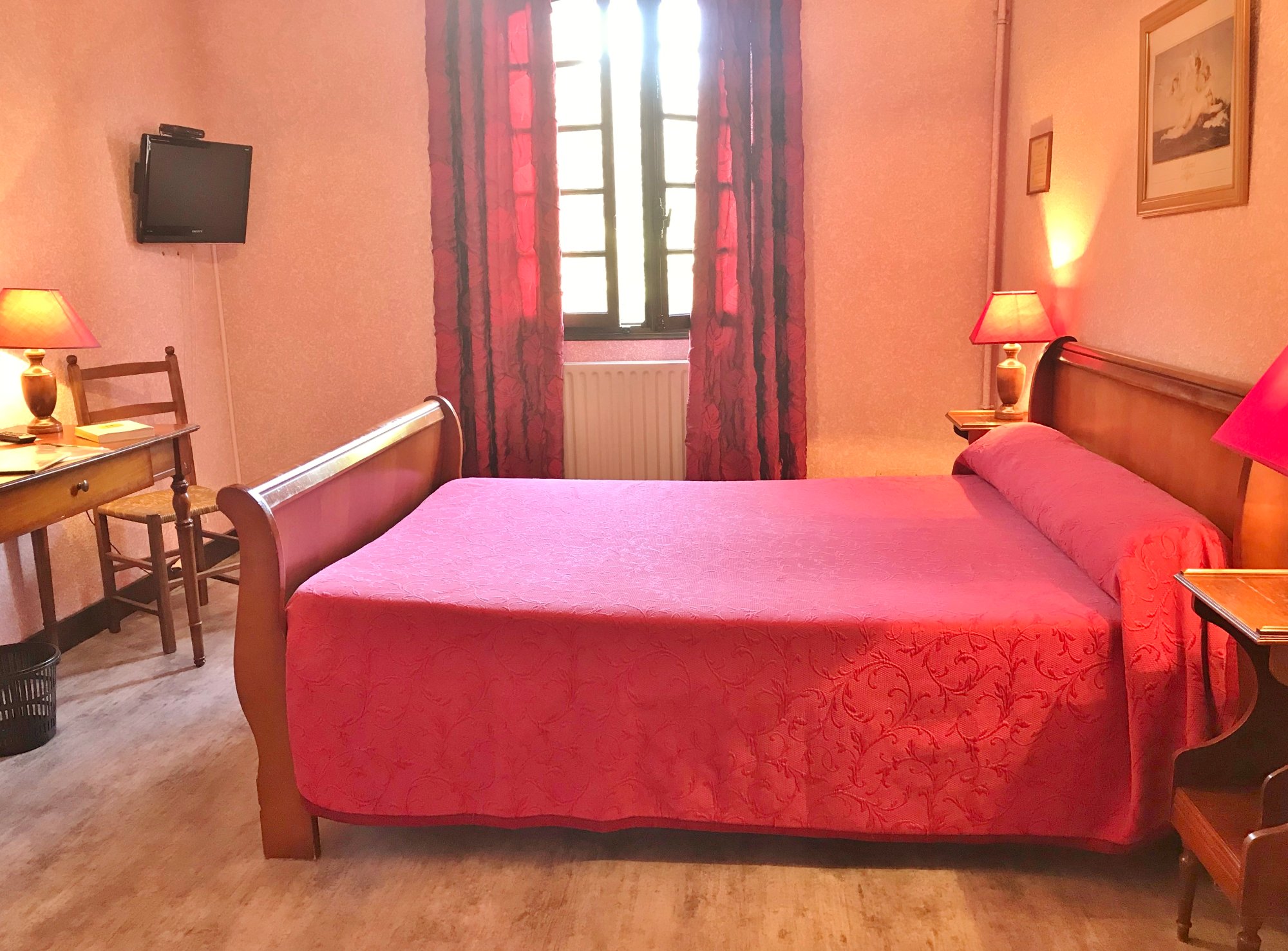 Manoir Henri IV Hotel-官方