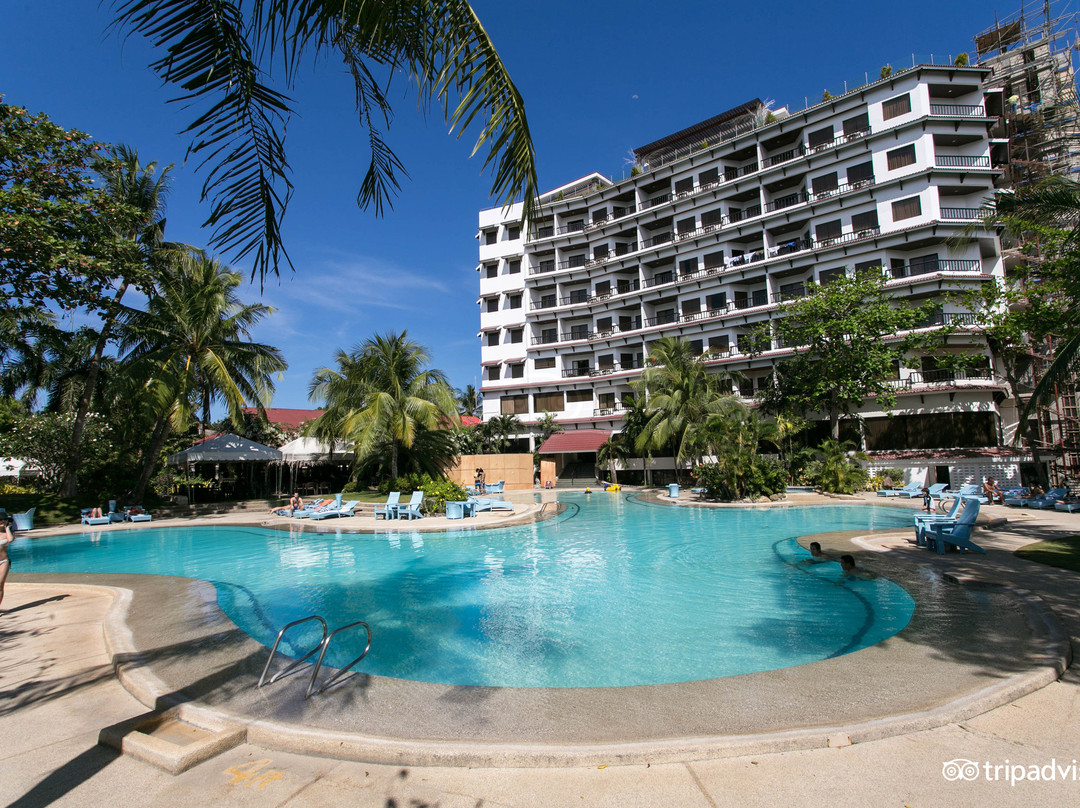 Cebu White Sands Resort & Spa