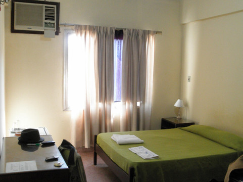 Laguna Blanca酒店住宿-Hotel Espana