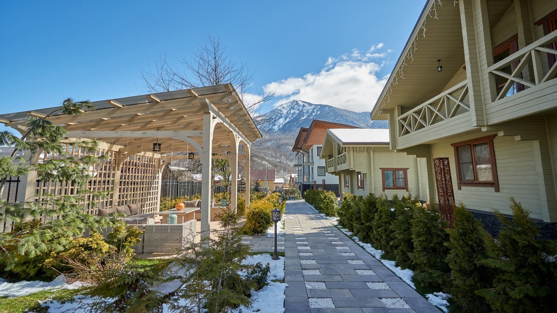 Hills Polyana Hotel & Spa-官方