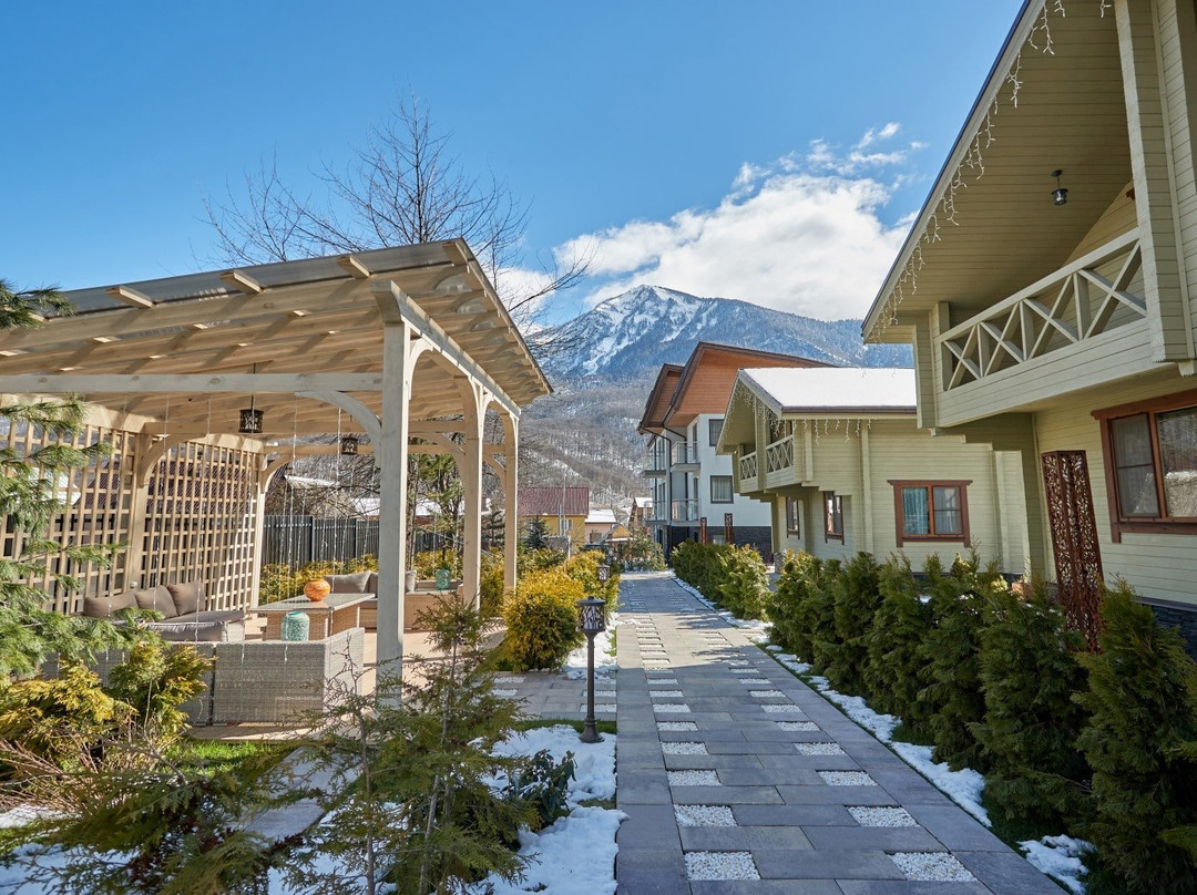Hills Polyana Hotel & Spa