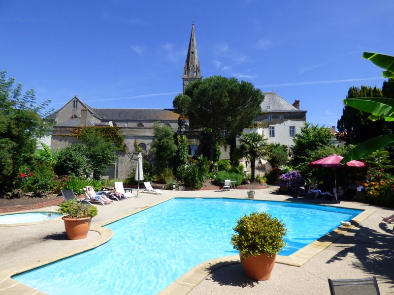 Le Manoir De La Barbacane