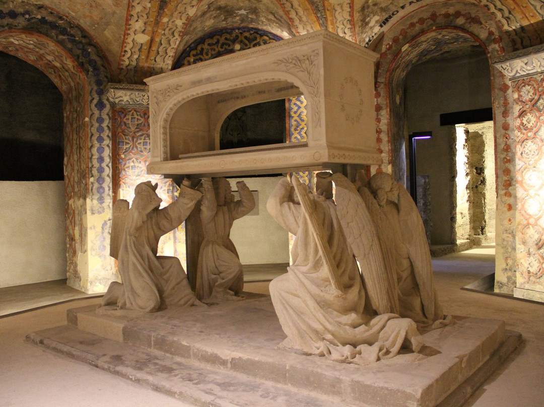 Crypte de la Basilique Notre-Dame景点图片