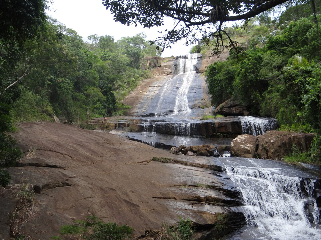 Recreio Waterfall景点图片