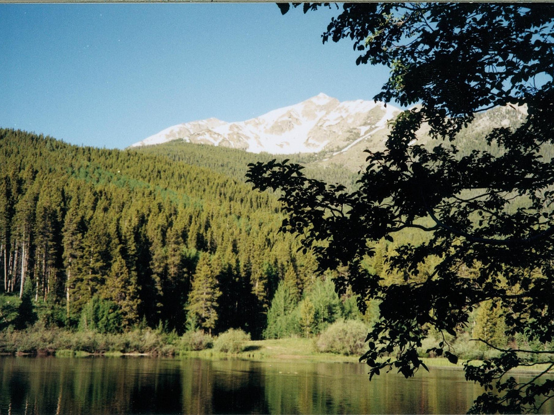 弗里斯科旅游景点-Rainbow Lake