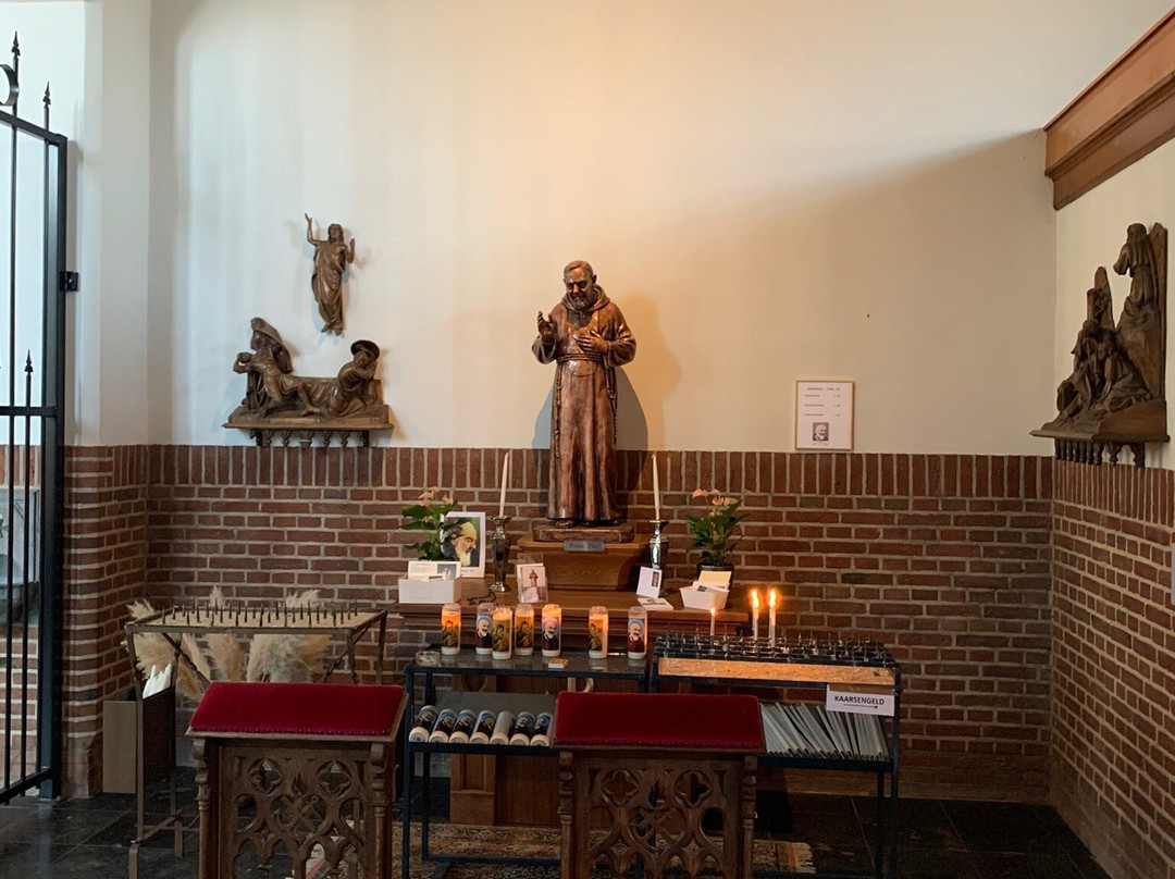 Our Lady Church-凯瑟尔必去景点