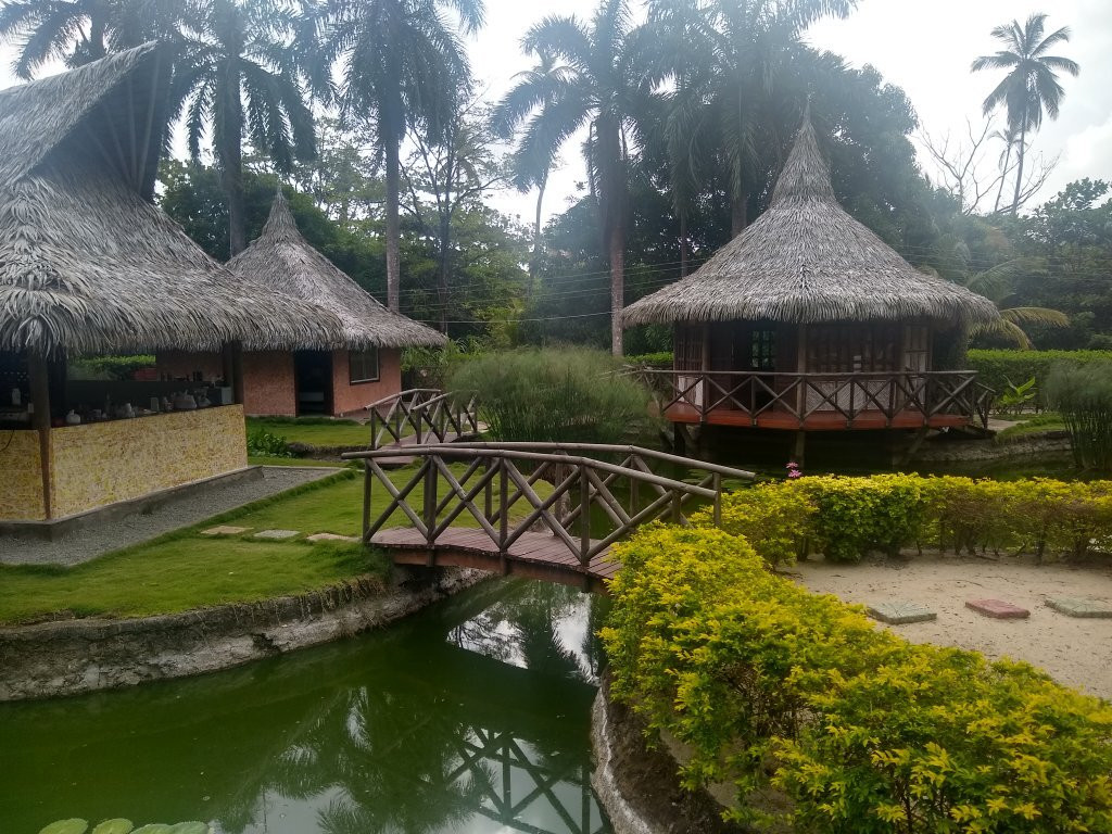 Hotel Cabanas El Paraiso