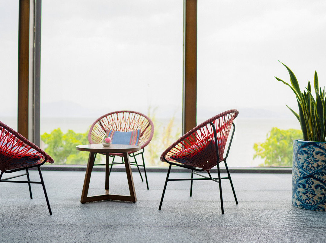 大理洱海天域英迪格酒店主图