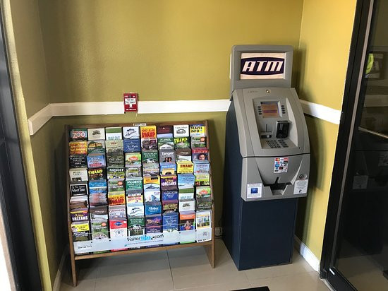 Paradise Inn & Suites主图